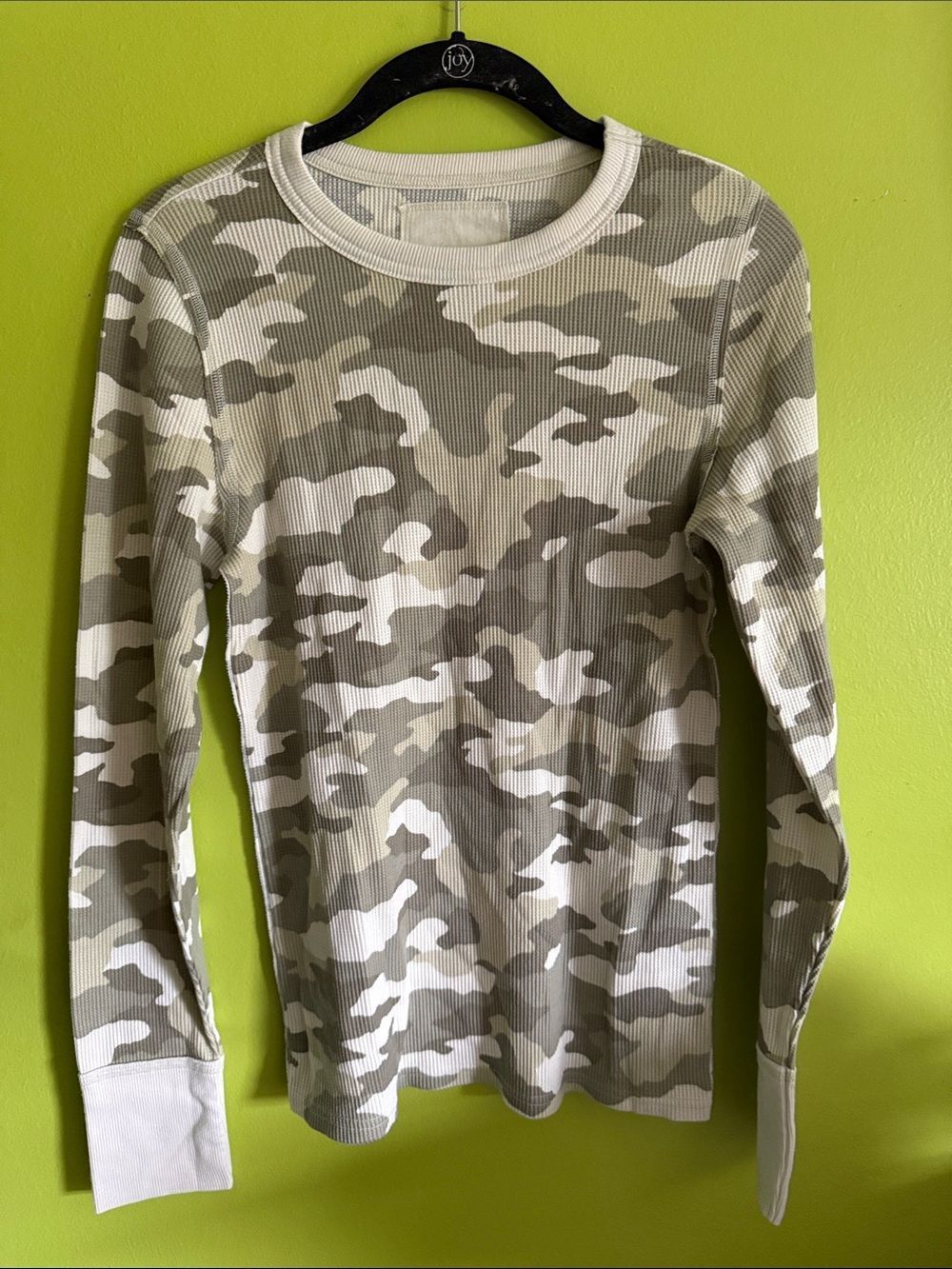 NWT Aerie Green Camo Camouflage Long Sleeve Thermal Shirt Top Size L - Picture 1 of 4